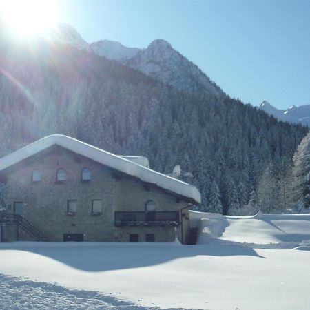 Willa Chalet Rustico Bertolini Per Gruppi! Vermiglio Zewnętrze zdjęcie