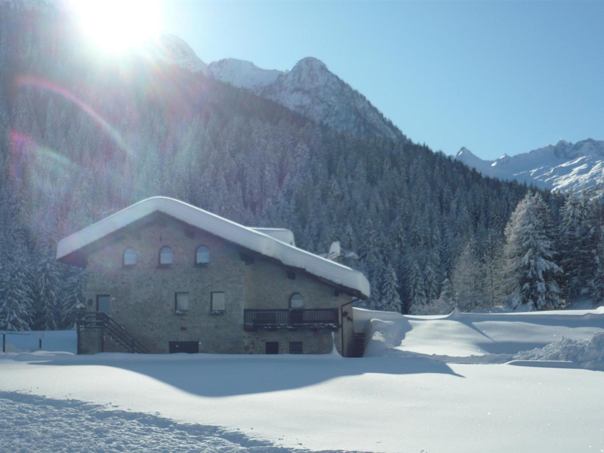 Willa Chalet Rustico Bertolini Per Gruppi! Vermiglio Zewnętrze zdjęcie